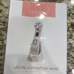 Brand new Led skincare rejuvenation wand ✨💕